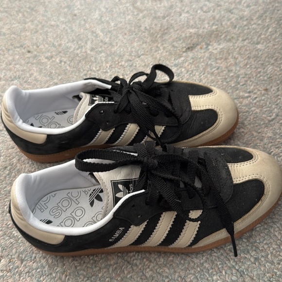 adidas Samba "Core Black/Wonder White" sneakers - Picture 2 of 2